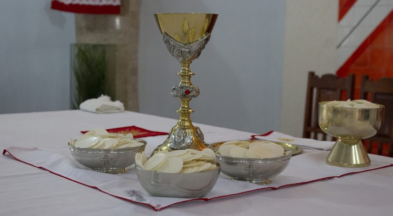 Eucharistic bread on the altar