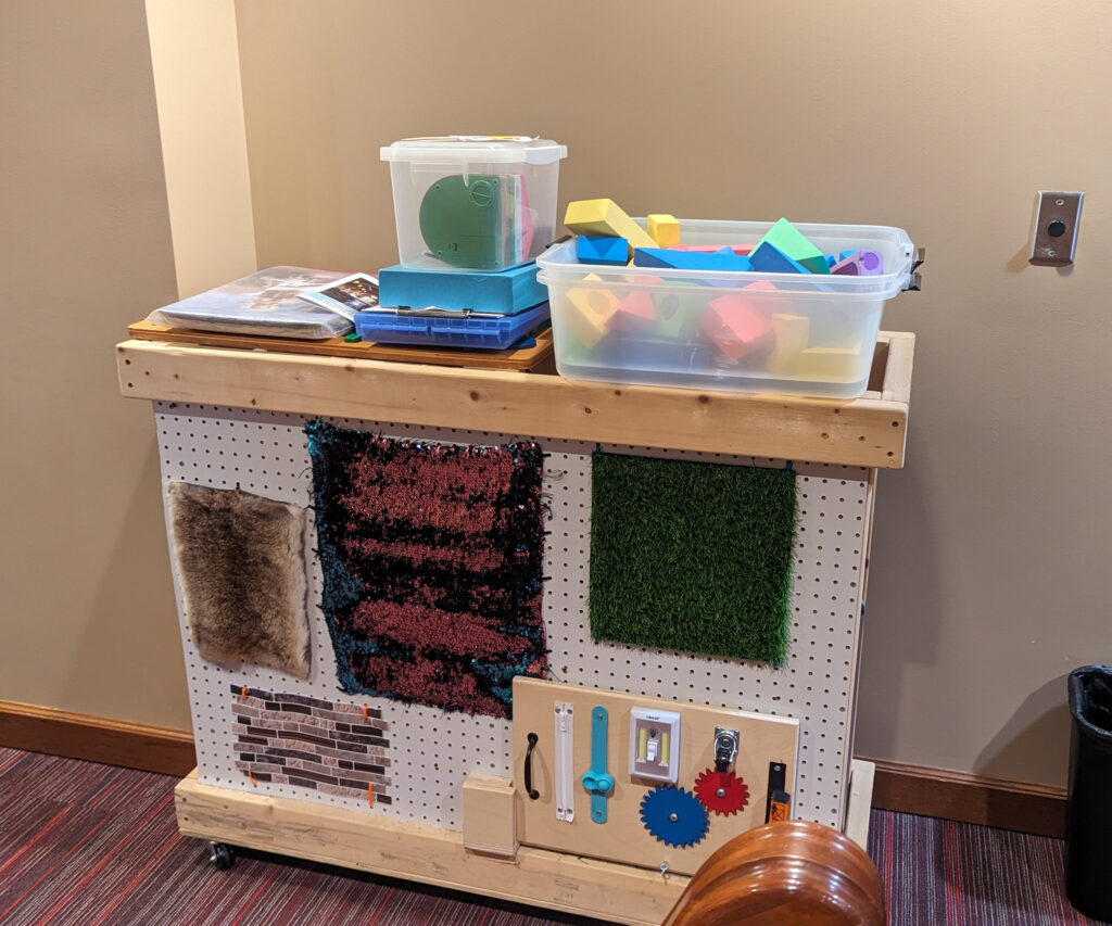 Sensory trolley in the sensory-friendly room (My photo)